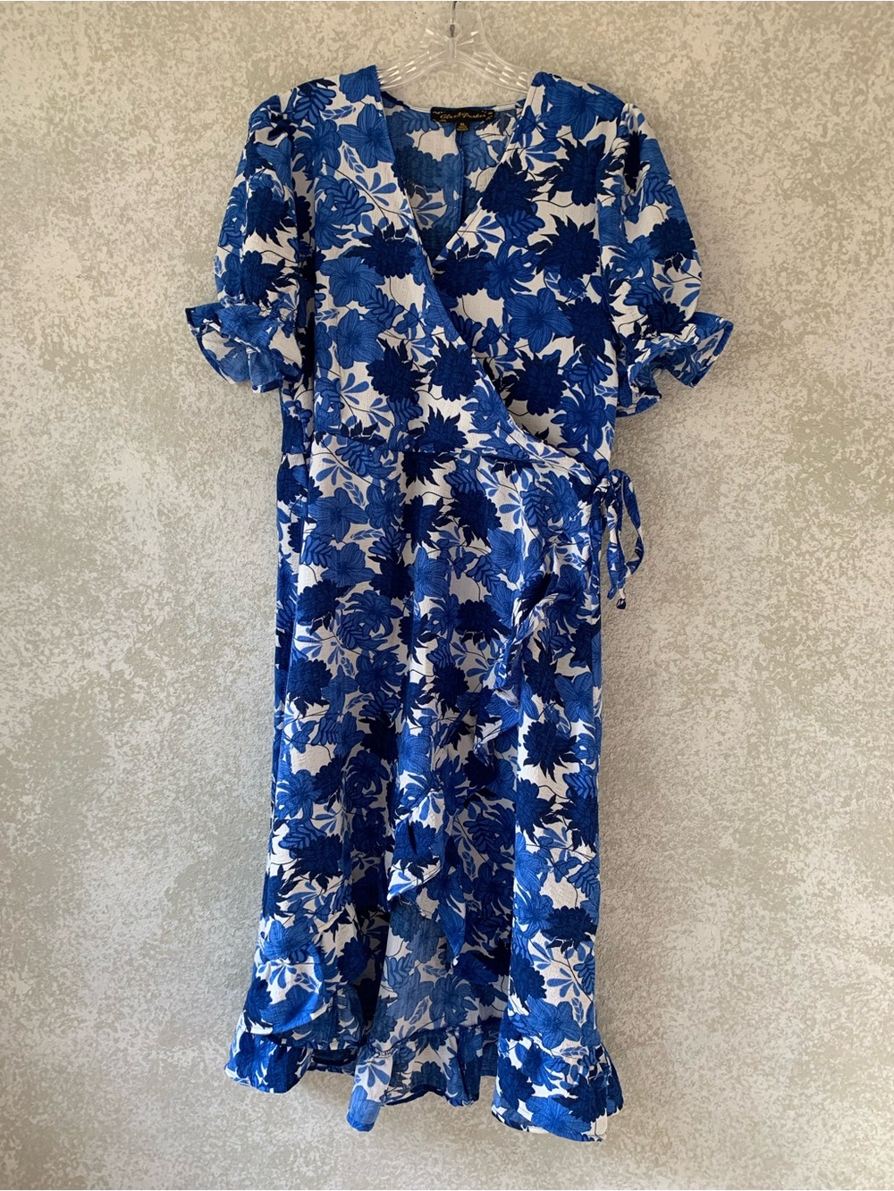 Blue Floral Wrap Midi Dress with Tie Waist and Ruffle Hem